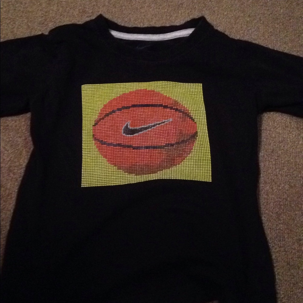 Graphic t